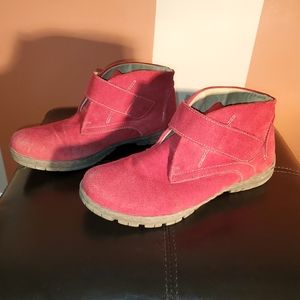 Wanderlust Lapland Red Women's Leather Bootie Shoes